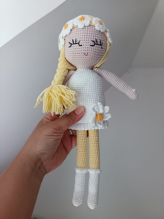 Daisy doll
