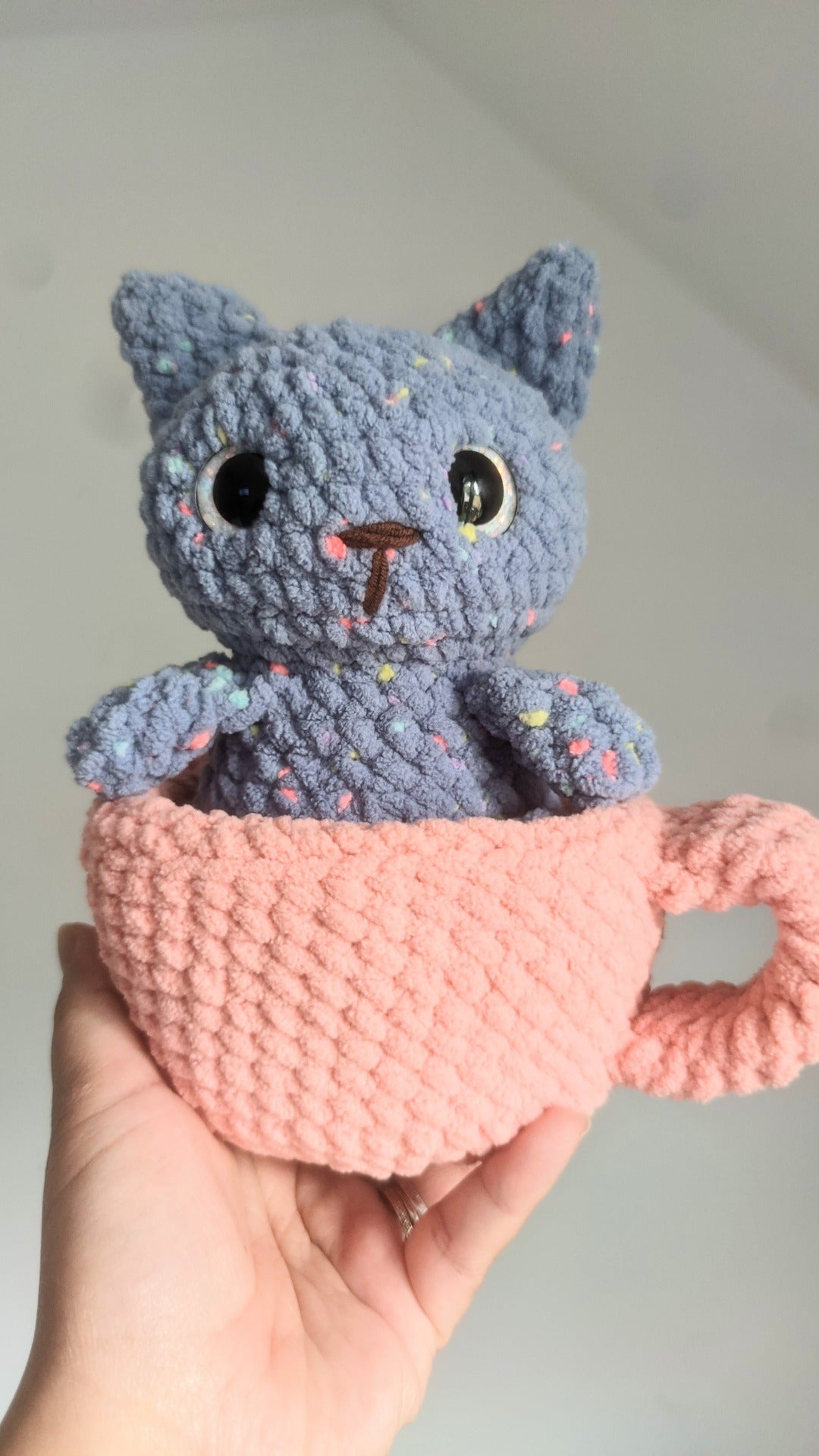 Kitten in a tea mug
