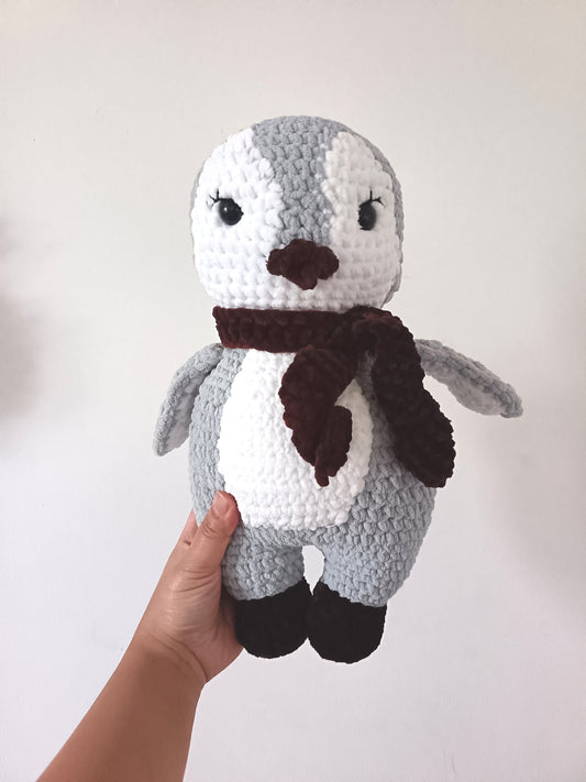 Large mum penguin